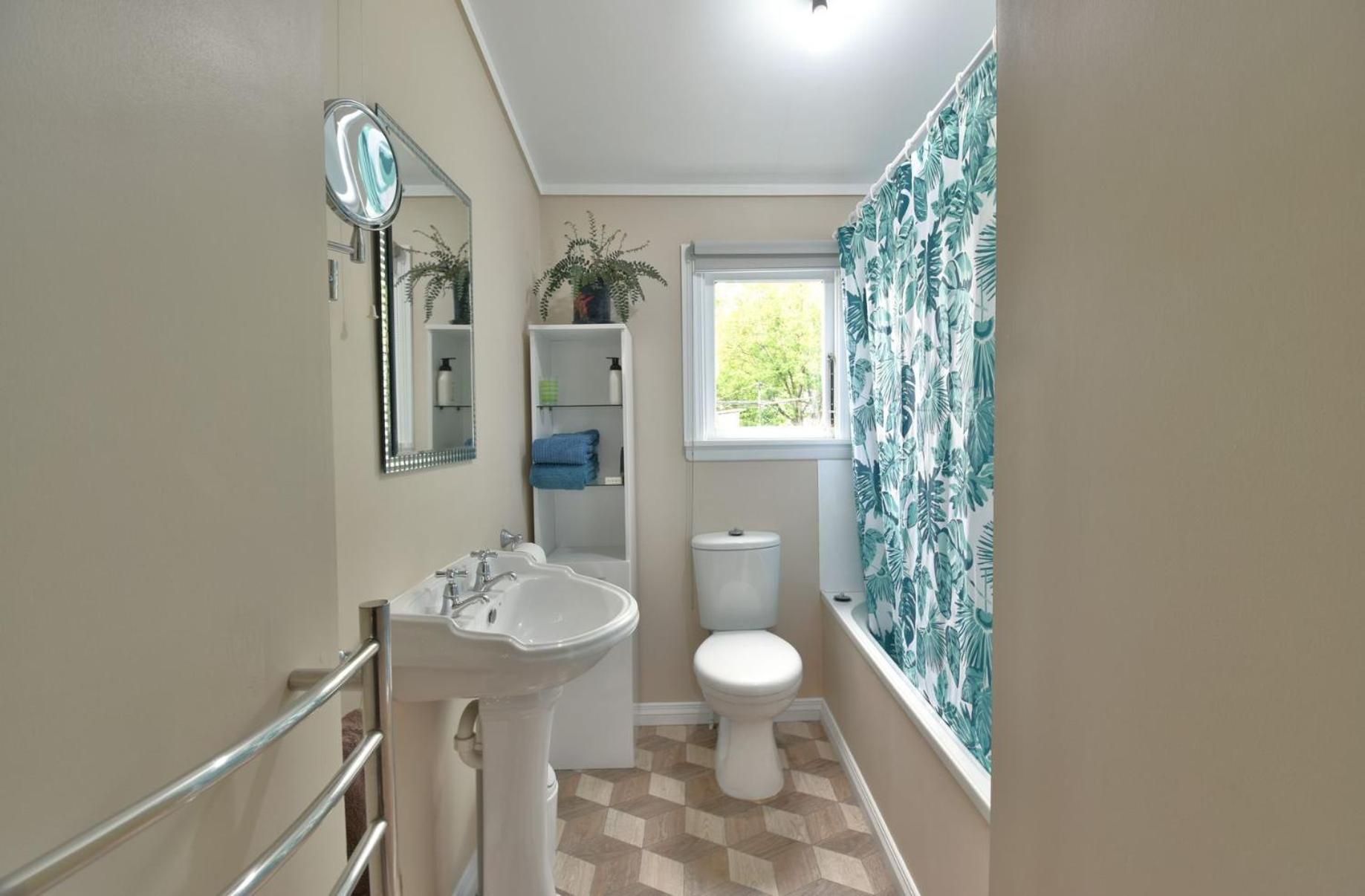 In Dunedin'S Heart, Full House, Full Sun, Full Chill, Why Stay At A Hotel When You Can Afford An Entire House ภายนอก รูปภาพ